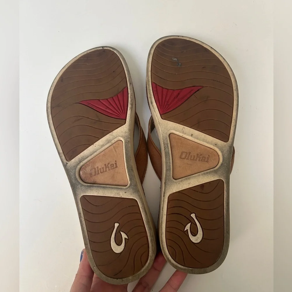 OluKai Women’s Mala'e - Platform - Flip Flop - Wedge - Thong Sandals 9